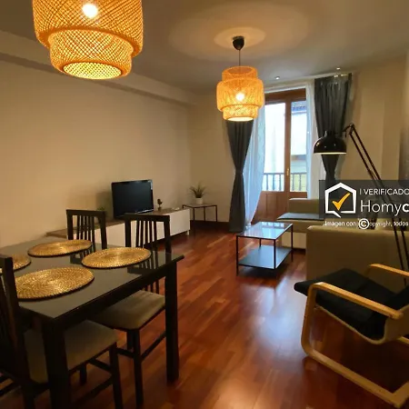 Homyat Prior Romo, Plaza Mayor * 살라망카