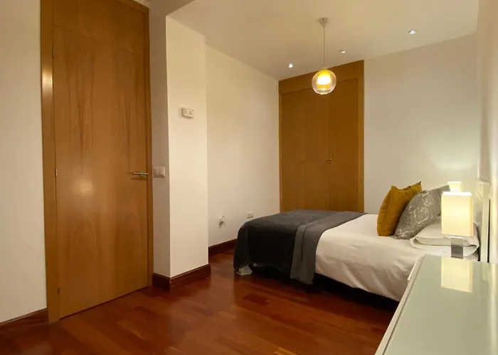 Homyat Prior Romo, Plaza Mayor アパート *